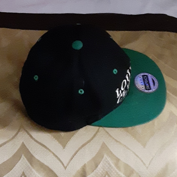 SnapBack - Picture 2 of 4